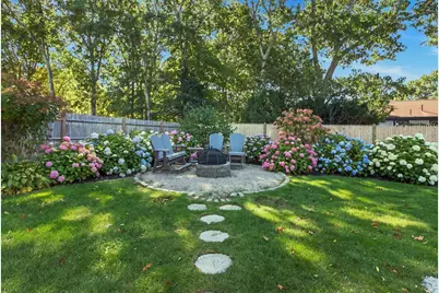 7 Spinning Brook Rd, Yarmouth, MA 02664 - Photo 12