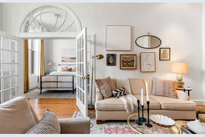 120 Beacon #3, Boston, MA 02116 - Photo 2