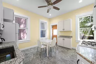 20 Linden St, Holyoke, MA 01040 - Photo 14