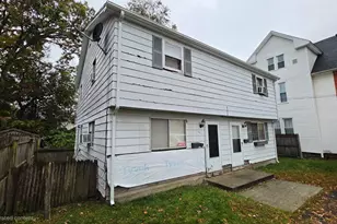 64 Howes, Springfield, MA 01118 - Photo 6