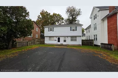 64 Howes, Springfield, MA 01118 - Photo 2