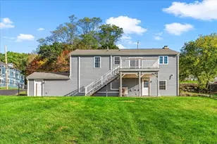 20 Lincoln St, Millville, MA 01529 - Photo 30