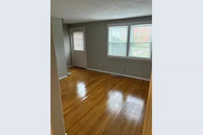9 Cottage St. #3, Medway, MA 02053 - Photo 4