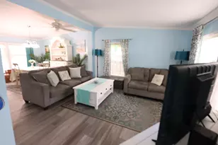 18 B Leisurewoods Dr, Rockland, MA 02370 - Photo 6