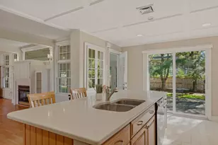 331 Albany St, Fall River, MA 02720 - Photo 10