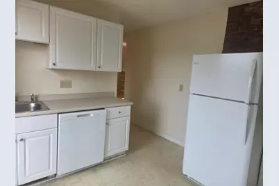 14 Hawkes St #2, Marblehead, MA 01945 - Photo 10