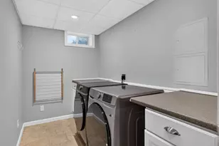 45 Metacomet Ave, Taunton, MA 02718 - Photo 36