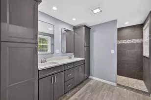 45 Metacomet Ave, Taunton, MA 02718 - Photo 28
