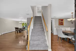 45 Metacomet Ave, Taunton, MA 02718 - Photo 14