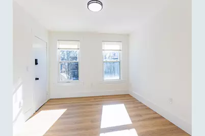 633 E 6th St, Boston, MA 02127 - Photo 18