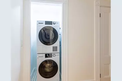 633 E 6th St, Boston, MA 02127 - Photo 20