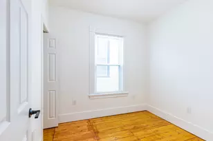 633 E 6th St, Boston, MA 02127 - Photo 16