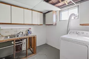 13 Horton St, Taunton, MA 02780 - Photo 28