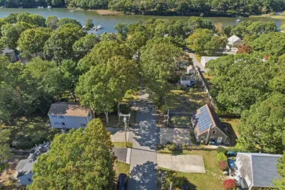12 Avalon Dr, Falmouth, MA 02536 - Photo 2