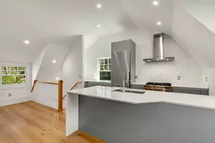 2 Effie Pl (Carriage House), Lexington, MA 02421 - Photo 2