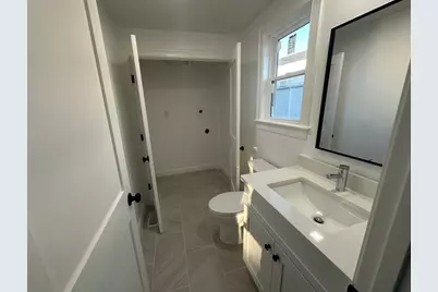 8 Thompson Rd, Webster, MA 01570 - Photo 12