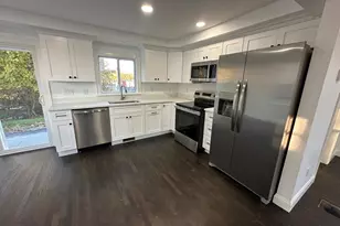 8 Thompson Rd, Webster, MA 01570 - Photo 14