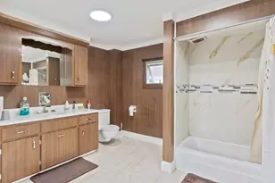 35 Peck St, Attleboro, MA 02703 - Photo 20