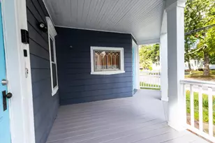35 Peck St, Attleboro, MA 02703 - Photo 2