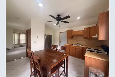 188 North Franklin Street #2R, Holbrook, MA 02343 - Photo 2