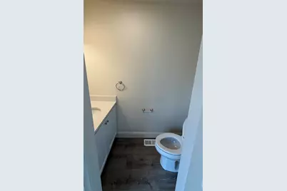 51 Everit Ave #B, Framingham, MA 01701 - Photo 4