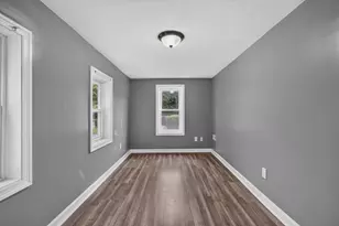 48 Wall, Bridgewater, MA 02324 - Photo 18