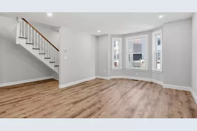 9 Cross St, Somerville, MA 02145 - Photo 8