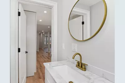 9 Cross St, Somerville, MA 02145 - Photo 14
