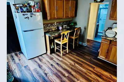 93 Montrose St, Springfield, MA 01109 - Photo 24