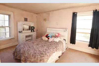 558 N Main St, Randolph, MA 02368 - Photo 34