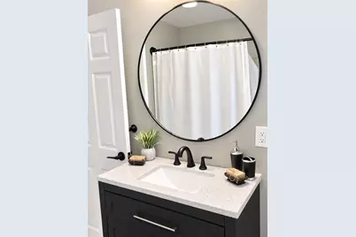 135 W Main St #26, Barnstable, MA 02601 - Photo 8