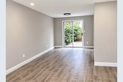 135 W Main St #26, Barnstable, MA 02601 - Photo 2