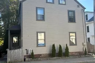 20 Chestnut St, Newburyport, MA 01950 - Photo 1