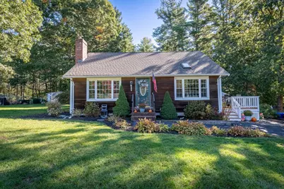 90 Codding Dr, Taunton, MA 02780 - Photo 2