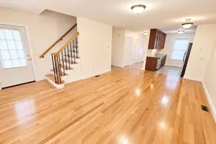 54 E Silver St, Westfield, MA 01085 - Photo 8