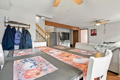37 Lachine St, Chicopee, MA 01020 - Photo 12