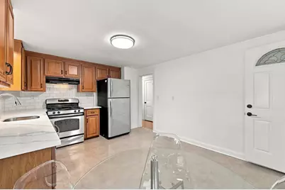 6 Norfolk Ave, Peabody, MA 01960 - Photo 12