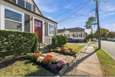 6 Norfolk Ave, Peabody, MA 01960 - Photo 2
