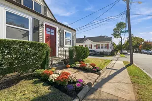 6 Norfolk Ave, Peabody, MA 01960 - Photo 2
