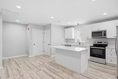 61 Parker St #9, Springfield, MA 01151 - Photo 4