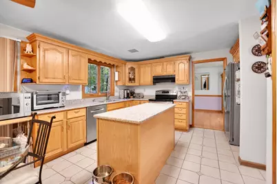 3 Natalie Cir, Franklin, MA 02038 - Photo 2