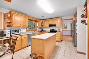 3 Natalie Cir, Franklin, MA 02038 - Photo 2