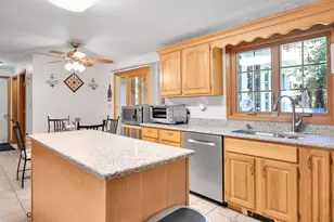 3 Natalie Cir, Franklin, MA 02038 - Photo 4