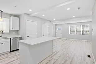 61 Parker St, Springfield, MA 01151 - Photo 1