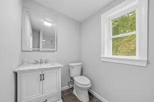 405 Plymouth St, Holbrook, MA 02343 - Photo 20