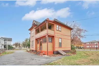 55 Florida St, Springfield, MA 01109 - Photo 4