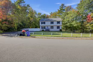 305 Wren St, Taunton, MA 02718 - Photo 34