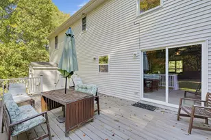 305 Wren St, Taunton, MA 02718 - Photo 16