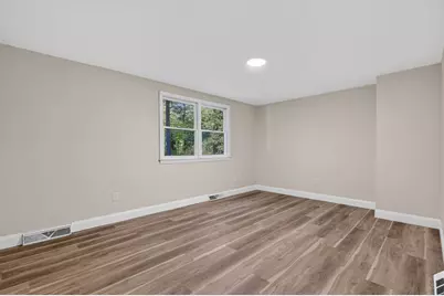 120 Appletree Cir, Bridgewater, MA 02324 - Photo 14