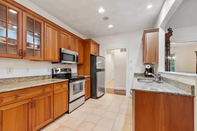 2 Greenbrier Rd, Manchester by the Sea, MA 01944 - Photo 4